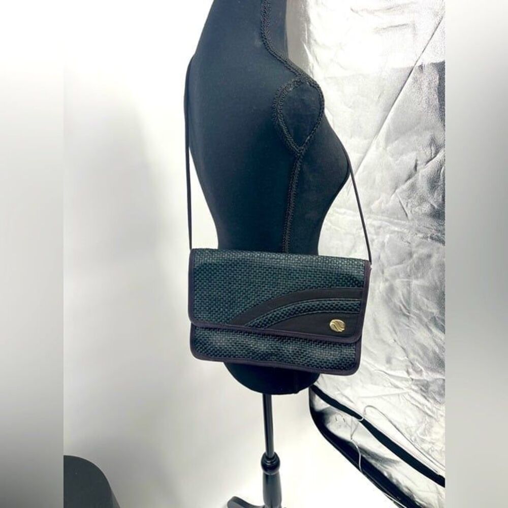 Crossbody black‎ canvas bag with mirror